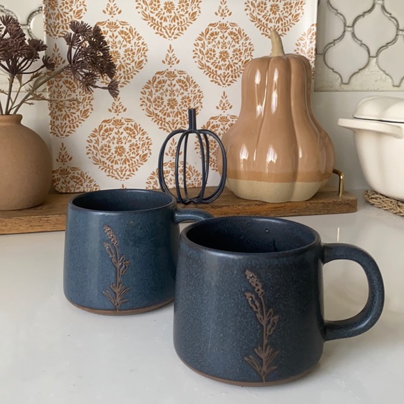 Hearth & Hand Dining Hearth Hand Discontinued Wheat Stoneware Mugs